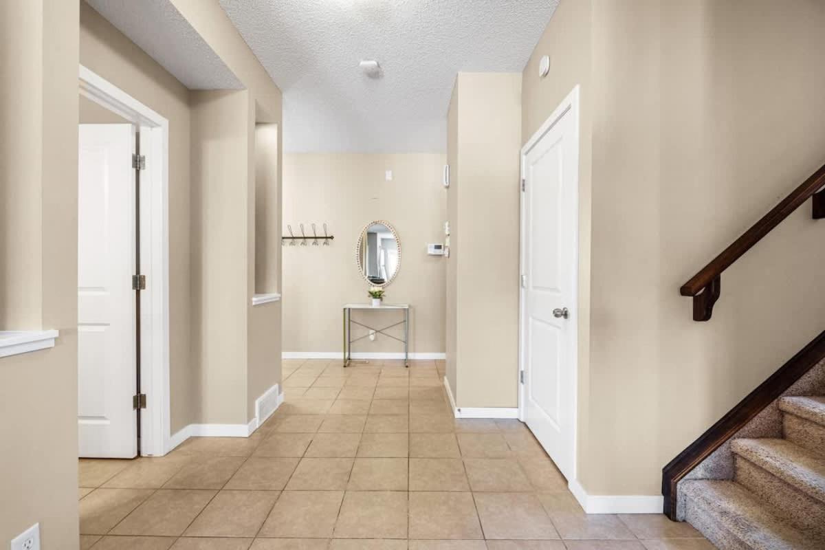 The Trenta - 4bd 3ba 2 Kitchen Stunner Holiday home