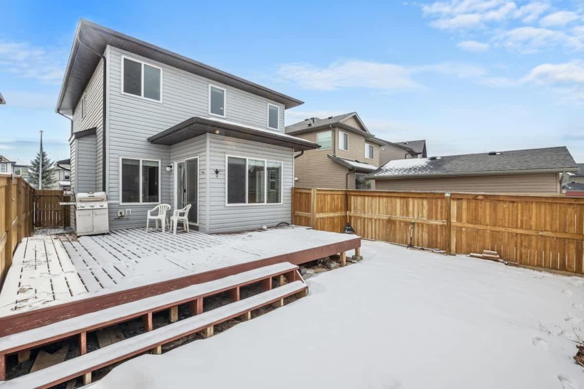 The Trenta - 4bd 3ba 2 Kitchen Stunner Holiday home *